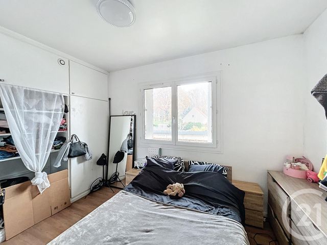 Appartement F2 à vendre - 2 pièces - 42.15 m2 - STE GENEVIEVE DES BOIS - 91 - ILE-DE-FRANCE - Century 21 Cl Immo