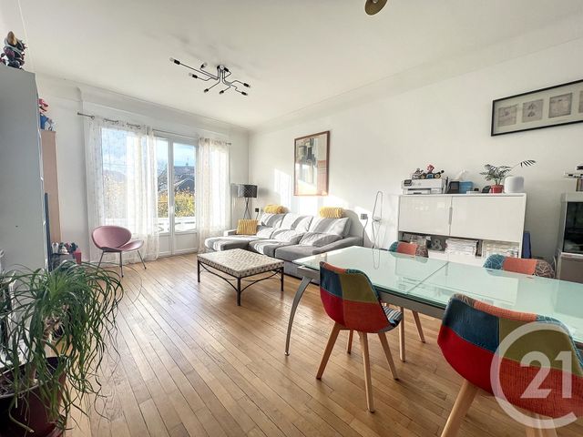 Appartement F4 à vendre - 5 pièces - 75.76 m2 - STE GENEVIEVE DES BOIS - 91 - ILE-DE-FRANCE - Century 21 Cl Immo