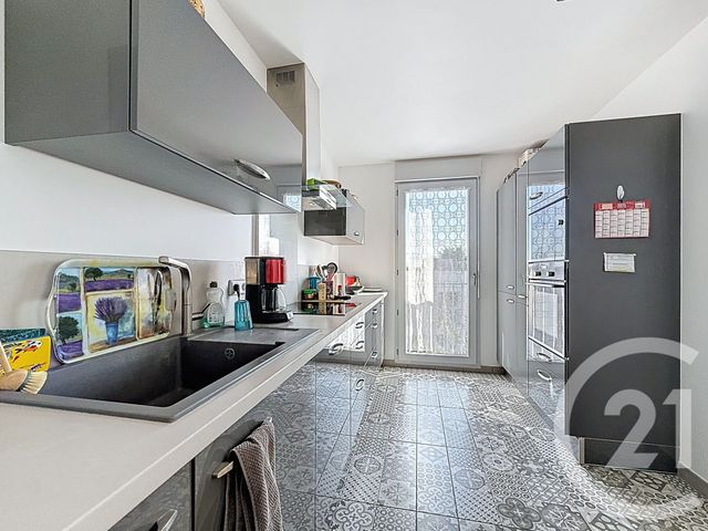 Appartement à vendre - 3 pièces - 59.44 m2 - LONGPONT SUR ORGE - 91 - ILE-DE-FRANCE - Century 21 Cl Immo