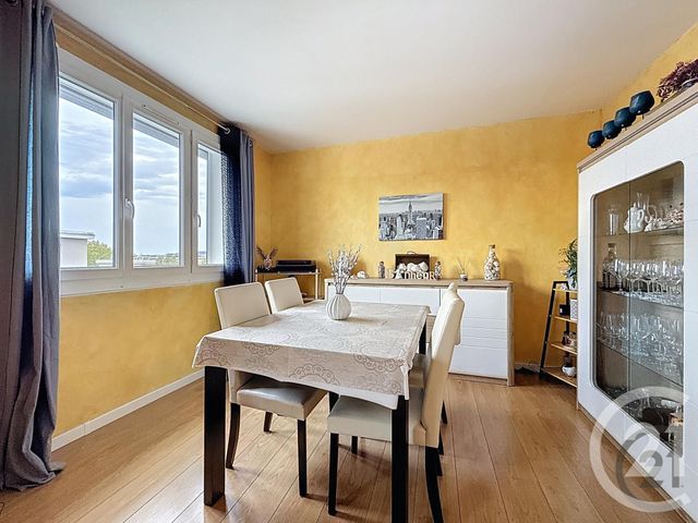 Appartement F5 à vendre - 5 pièces - 80.75 m2 - ST MICHEL SUR ORGE - 91 - ILE-DE-FRANCE - Century 21 Cl Immo