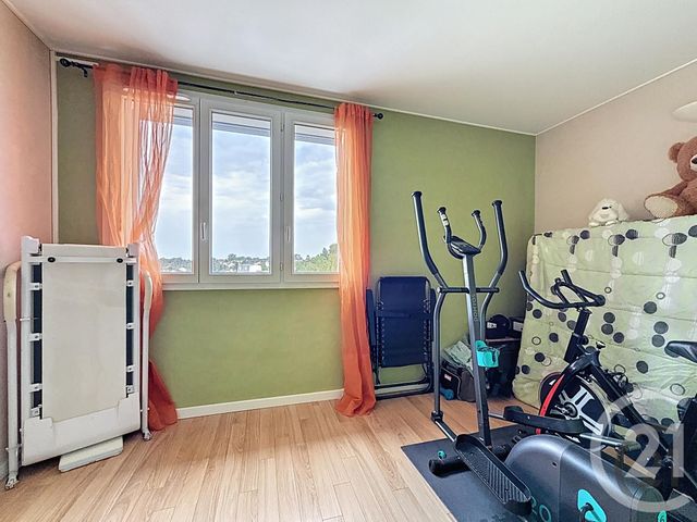 Appartement F5 à vendre - 5 pièces - 80.75 m2 - ST MICHEL SUR ORGE - 91 - ILE-DE-FRANCE - Century 21 Cl Immo