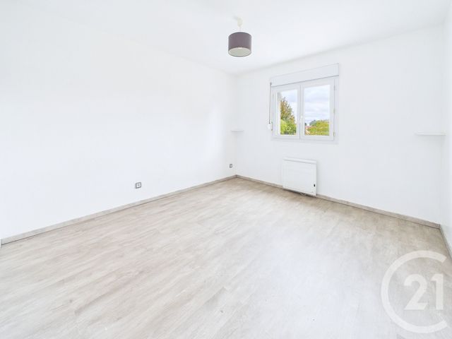 Appartement F3 à vendre - 4 pièces - 81.9 m2 - STE GENEVIEVE DES BOIS - 91 - ILE-DE-FRANCE - Century 21 Cl Immo
