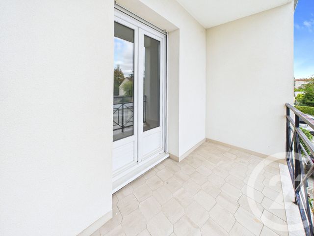 Appartement F3 à vendre - 4 pièces - 81.9 m2 - STE GENEVIEVE DES BOIS - 91 - ILE-DE-FRANCE - Century 21 Cl Immo