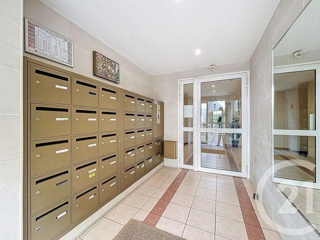 Appartement F4 à louer - 4 pièces - 95.61 m2 - THIAIS - 94 - ILE-DE-FRANCE - Century 21 Cl Immo