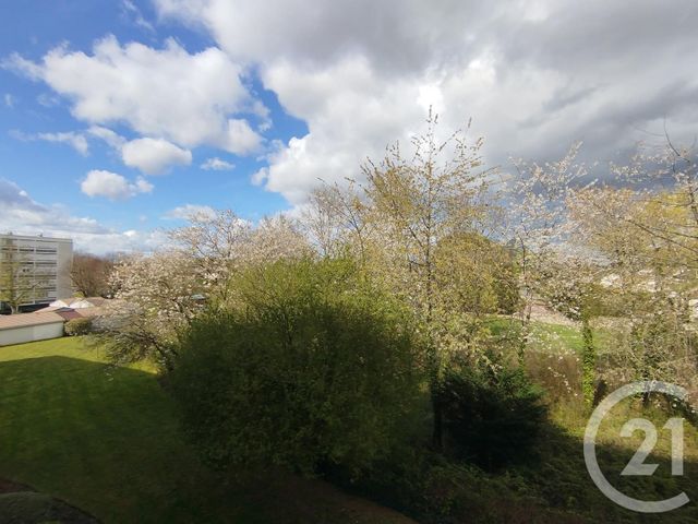 Appartement F3 à vendre - 3 pièces - 61.6 m2 - STE GENEVIEVE DES BOIS - 91 - ILE-DE-FRANCE - Century 21 Cl Immo