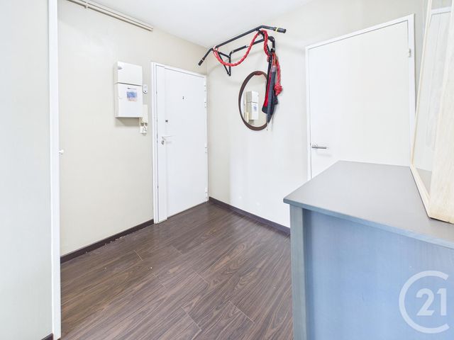 Appartement F3 à vendre - 3 pièces - 61.6 m2 - STE GENEVIEVE DES BOIS - 91 - ILE-DE-FRANCE - Century 21 Cl Immo