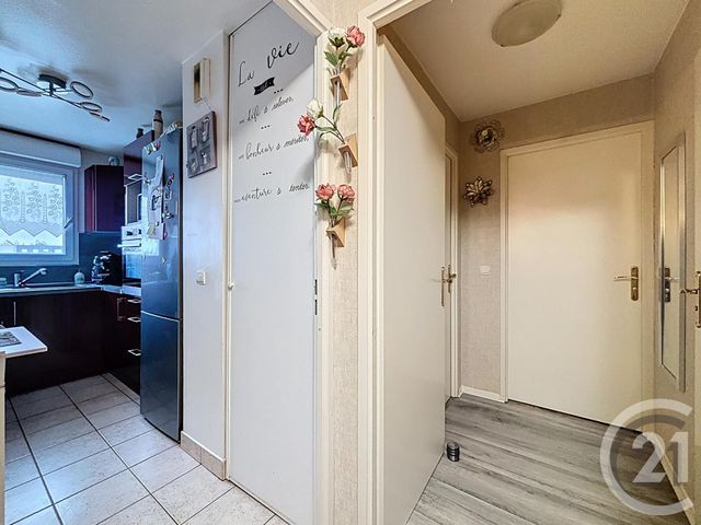 Appartement F2 à vendre - 2 pièces - 43.7 m2 - STE GENEVIEVE DES BOIS - 91 - ILE-DE-FRANCE - Century 21 Cl Immo