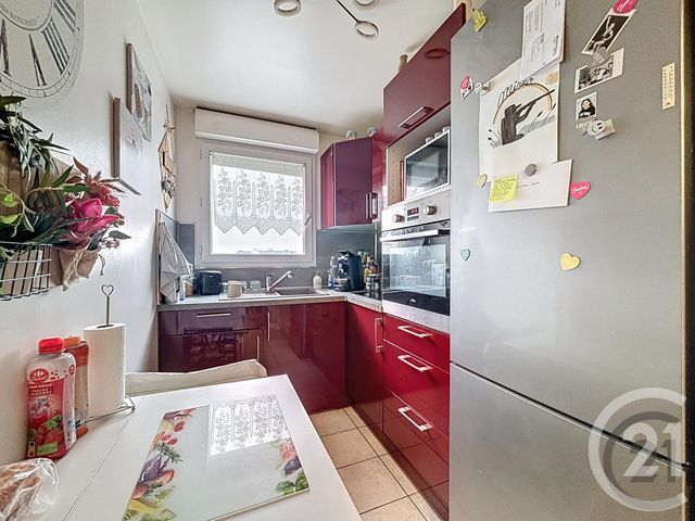 Appartement F2 à vendre - 2 pièces - 43.7 m2 - STE GENEVIEVE DES BOIS - 91 - ILE-DE-FRANCE - Century 21 Cl Immo