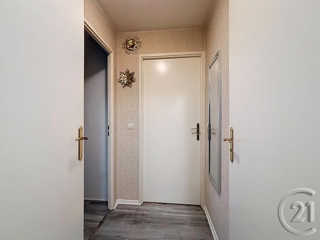 Appartement F2 à vendre - 2 pièces - 43.7 m2 - STE GENEVIEVE DES BOIS - 91 - ILE-DE-FRANCE - Century 21 Cl Immo