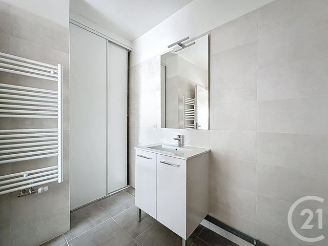 Appartement F2 à vendre - 2 pièces - 49.86 m2 - STE GENEVIEVE DES BOIS - 91 - ILE-DE-FRANCE - Century 21 Cl Immo