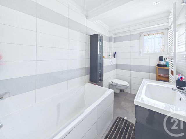 maison à vendre - 6 pièces - 125.72 m2 - STE GENEVIEVE DES BOIS - 91 - ILE-DE-FRANCE - Century 21 Cl Immo